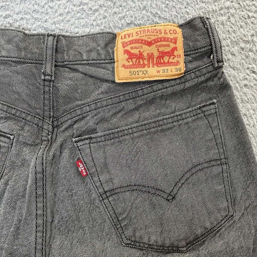 Levis‎ Jeans Mens 32x30* Black White Contrasted 501 XX Button Fly Straight Denim